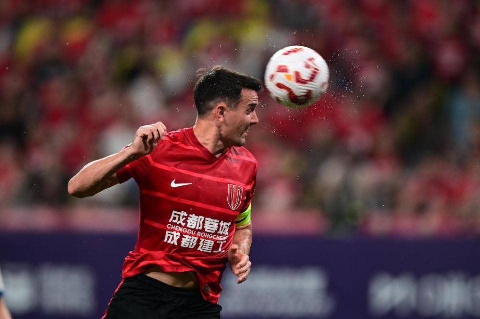 开云官网-赛地聚焦——亚冠关键战热度飙升，圣安东尼奥马刺迎来里程碑，管理层满意，资深球员宣示担当的简单介绍